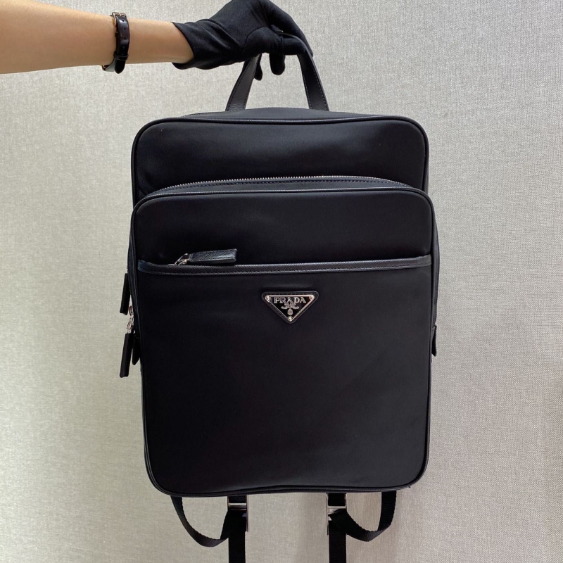 Pra*a backpacks